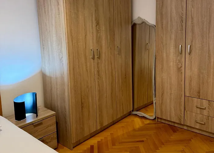 Top-top 2 * Podgorica